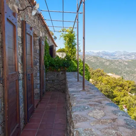 Lägenhet Campu Latinu