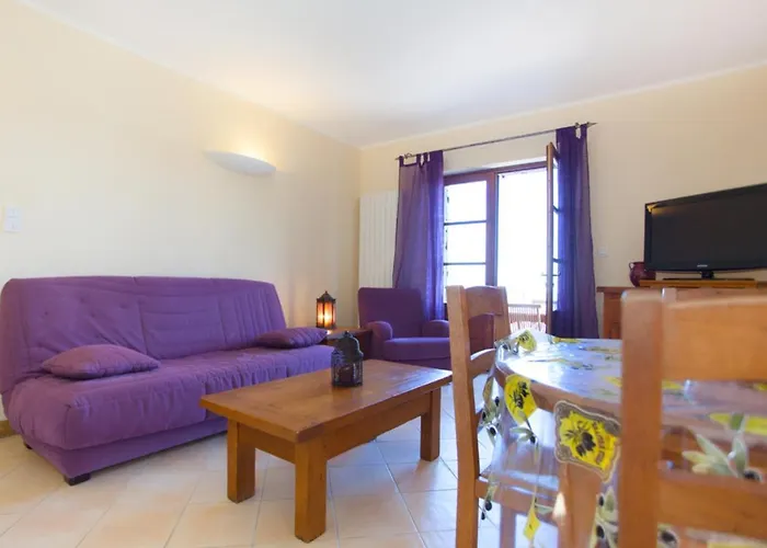 Campu Latinu アパート