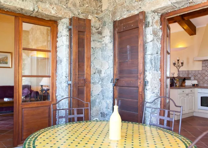 アパート Campu Latinu