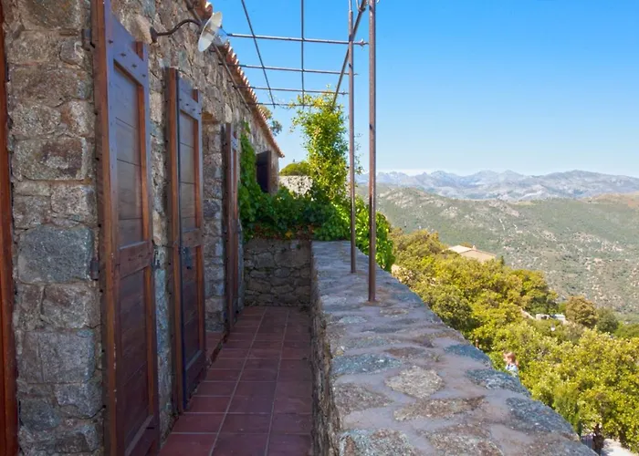 アパート Campu Latinu